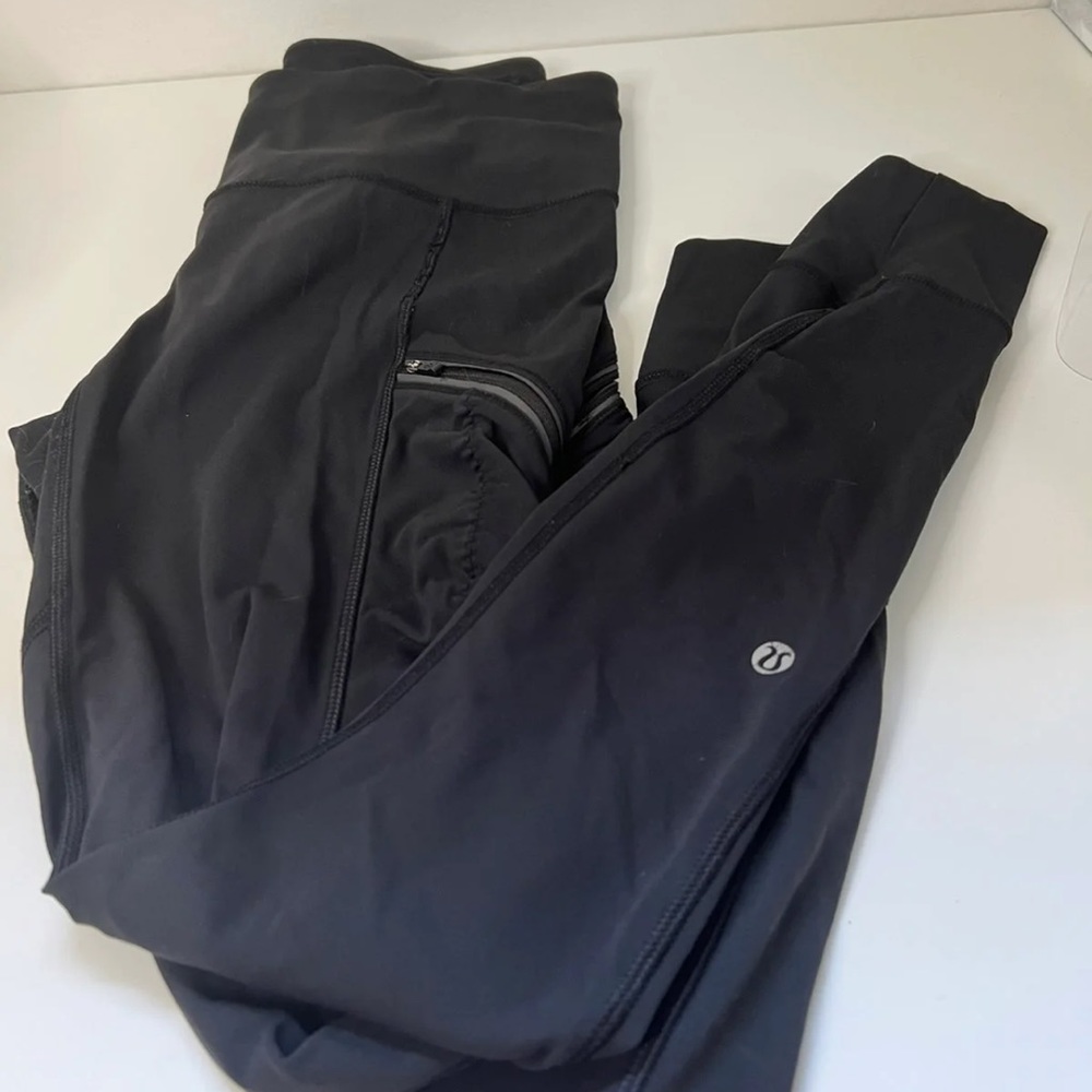Lululemon leggings and Crewsocks